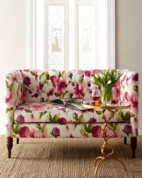 floral καναπές