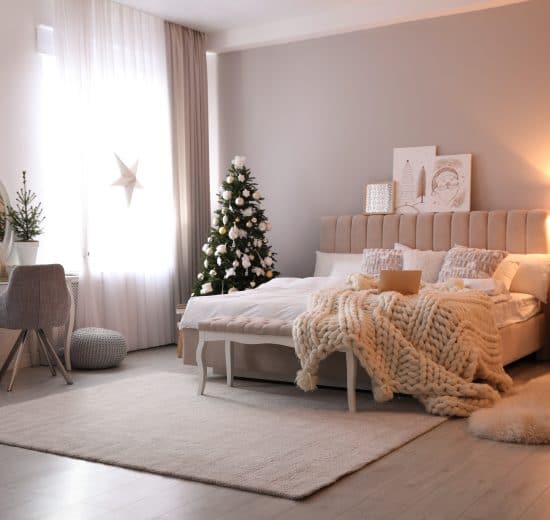 Χριστουγεννιάτικη διακόσμηση υπνοδωμάτιο
