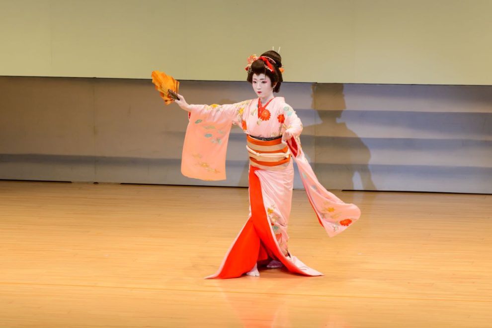 Χορός kabuki